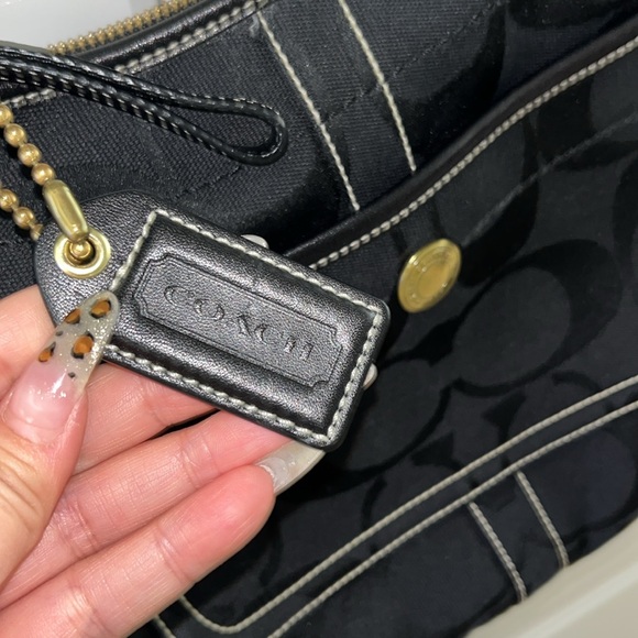 Vintage Coach Black and Gold Cross Body Bag - Picture 5 of 11